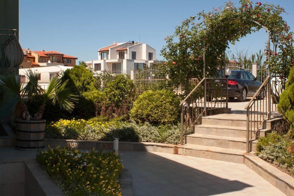 Gardenia Vacation Settlement Aparthotel Sozopol Buitenkant foto