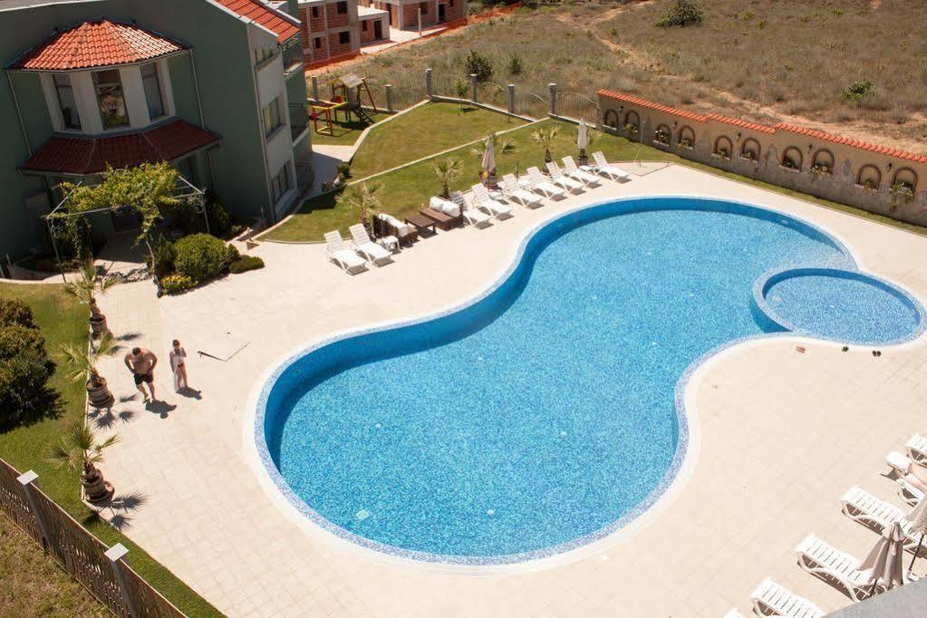Gardenia Vacation Settlement Aparthotel Sozopol Buitenkant foto