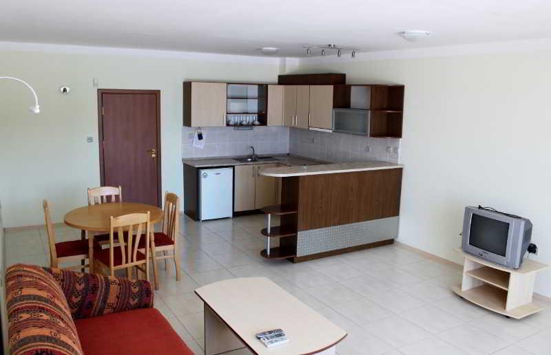 Gardenia Vacation Settlement Aparthotel Sozopol Buitenkant foto