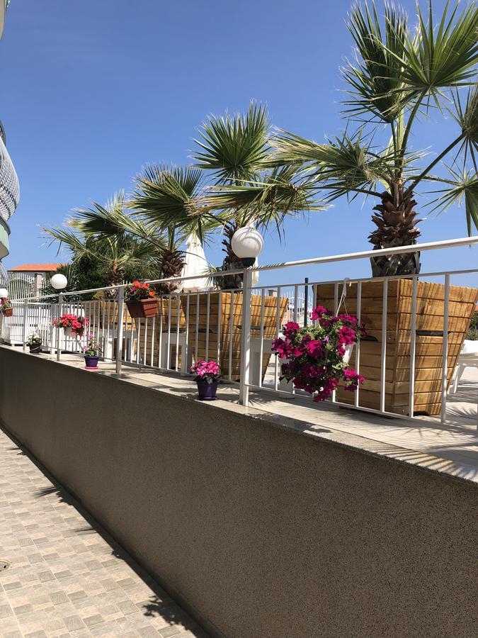 Gardenia Vacation Settlement Aparthotel Sozopol Buitenkant foto